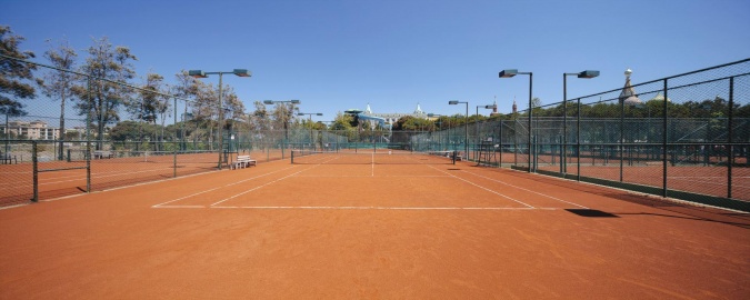 Tenis Sahası